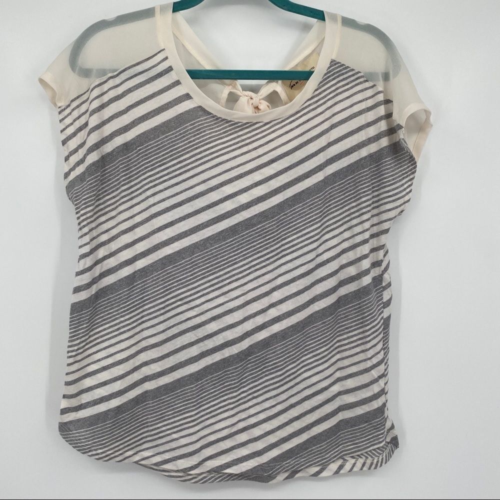 Vince Camuto sheer blouse shirt top medium